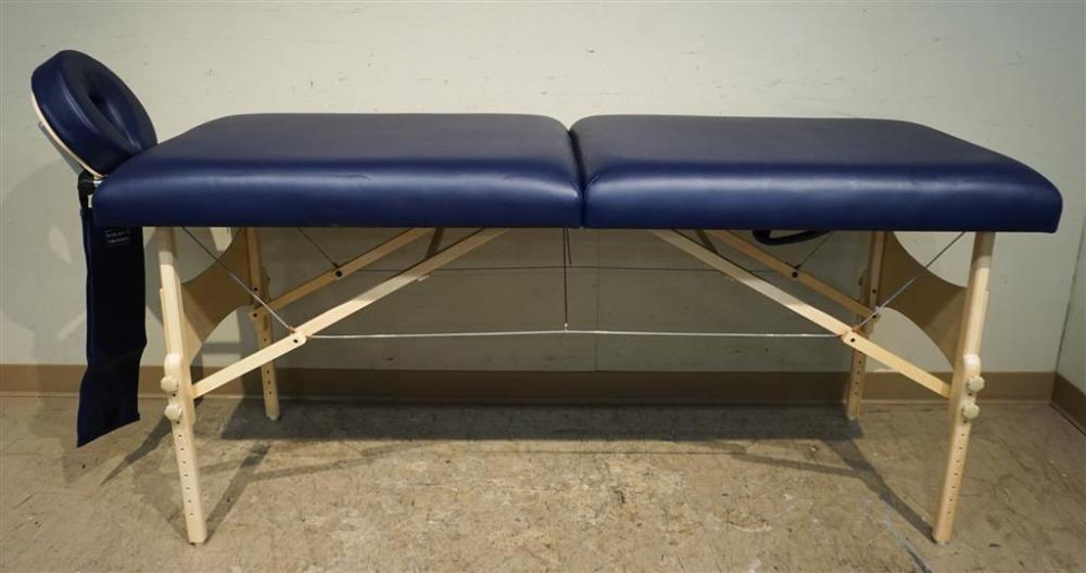 MASSAGE TABLE WITH CARRYING