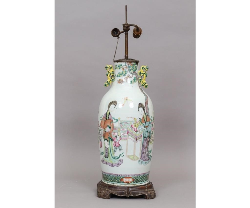 Massive Chinese porcelain urn,