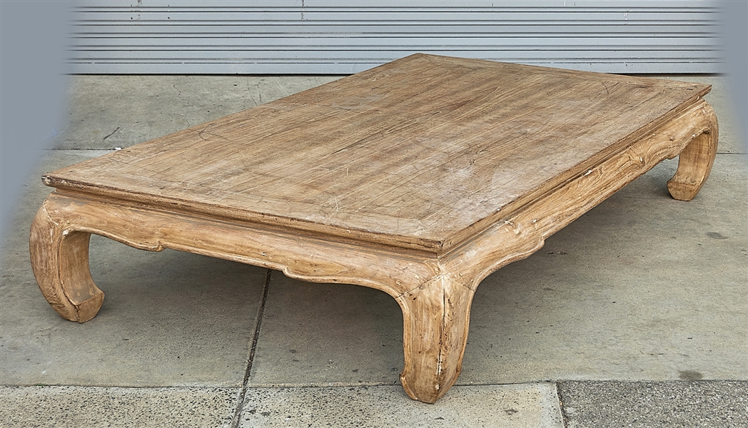 Massive Chinese wood opium