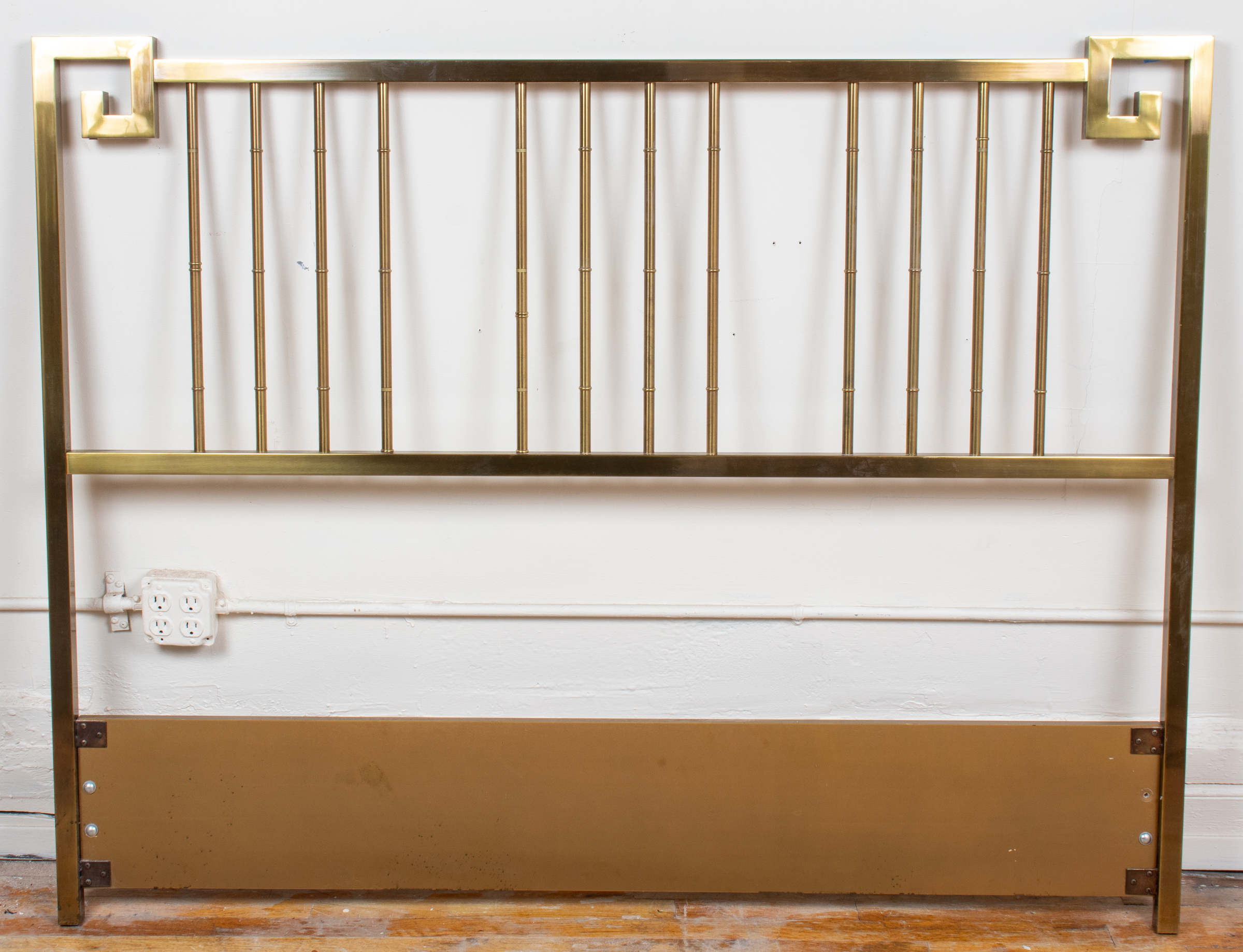 MASTERCRAFT HOLLYWOOD REGENCY BRASS