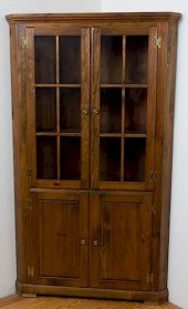 MASTERCRAFT PINE CORNER CABINE