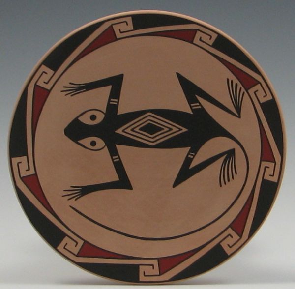 Mata Ortiz Lizard Effigy Plate by