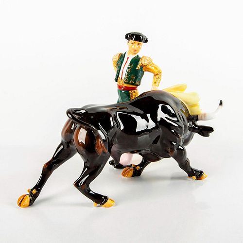 MATADOR AND BULL HN4566 - ROYAL