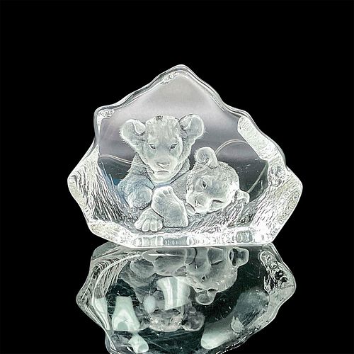 MATS JONASSON ART CRYSTAL LION CUBS