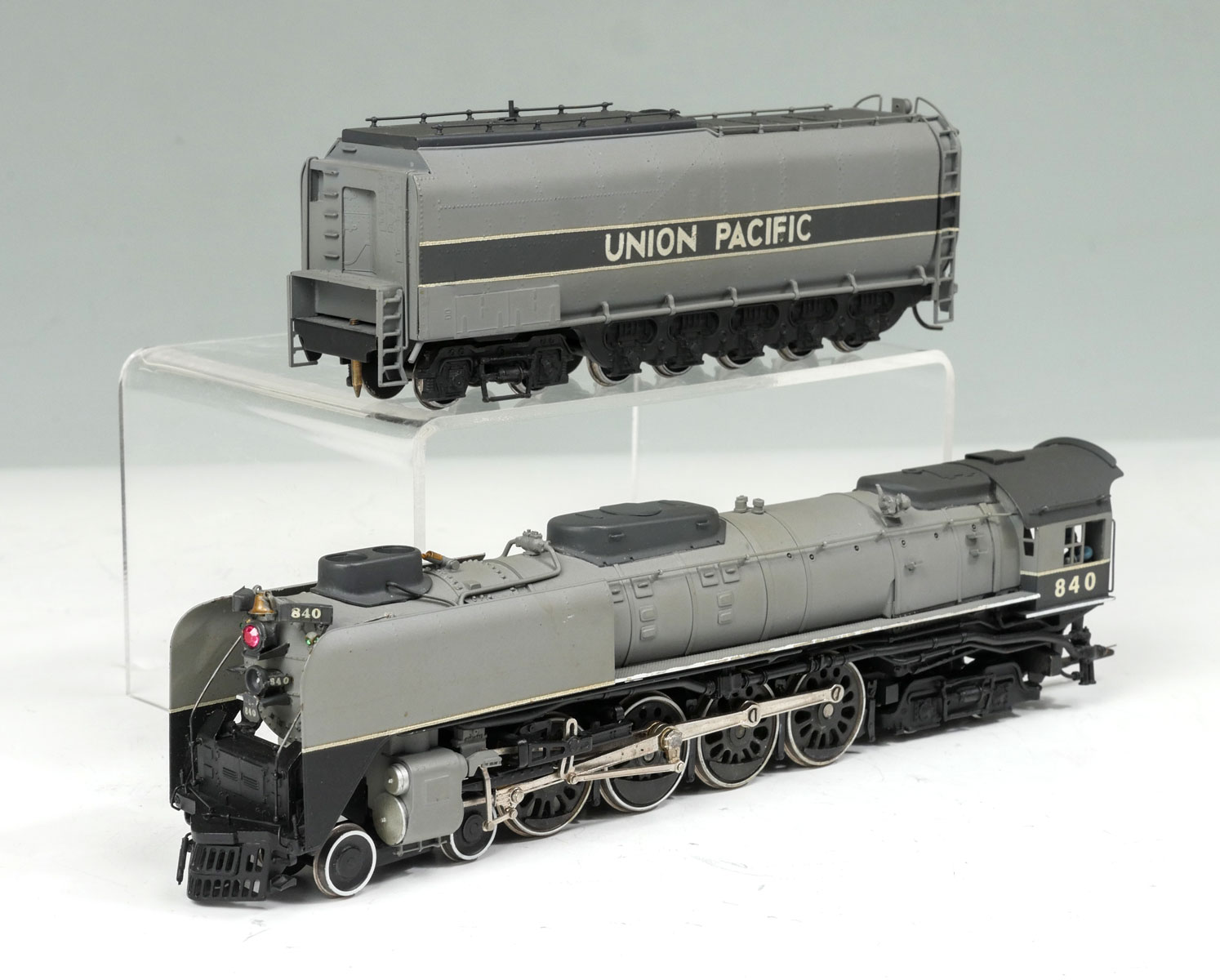 MAX GRAY UNION PACIFIC FEF-3 ENGINE