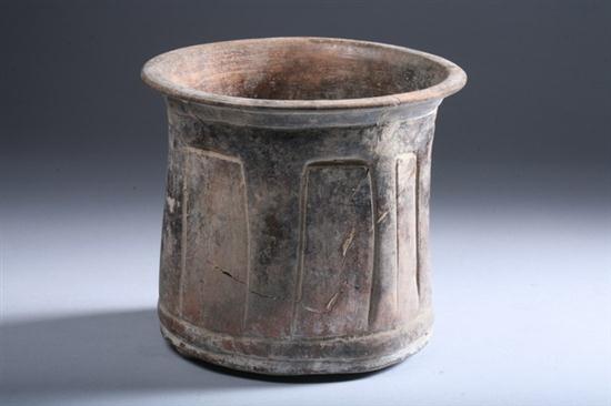 MAYAN POTTERY VESSEL. circa 800