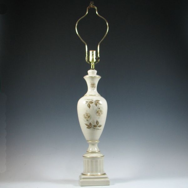 McCoy Decorative Rose Lamp unmarked
