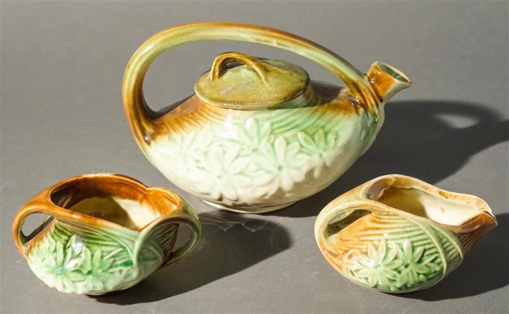 MCCOY POTTERY 'DAISY' PATTERN