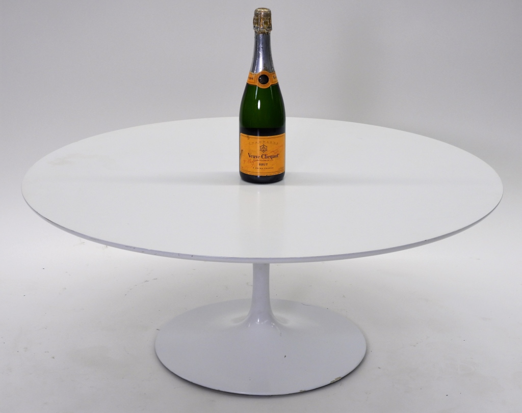 MCM EERO SAARINEN KNOLL TULIP TABLE