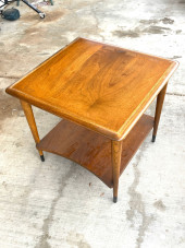 MCM LANE “ACCLAIM “SIDE TABLE<