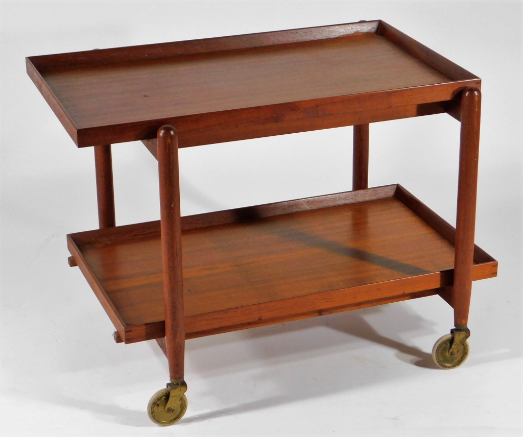 MCM POUL HUNDEVAD DANISH MODERN