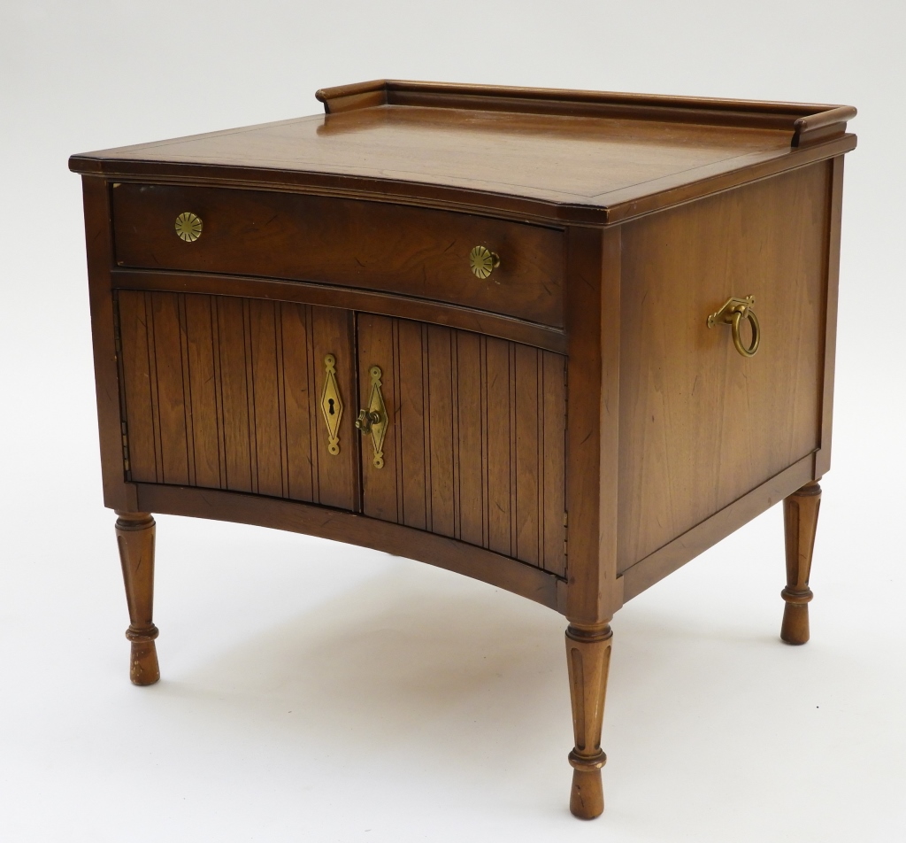 MCM TOMLINSON SIDE TABLE United