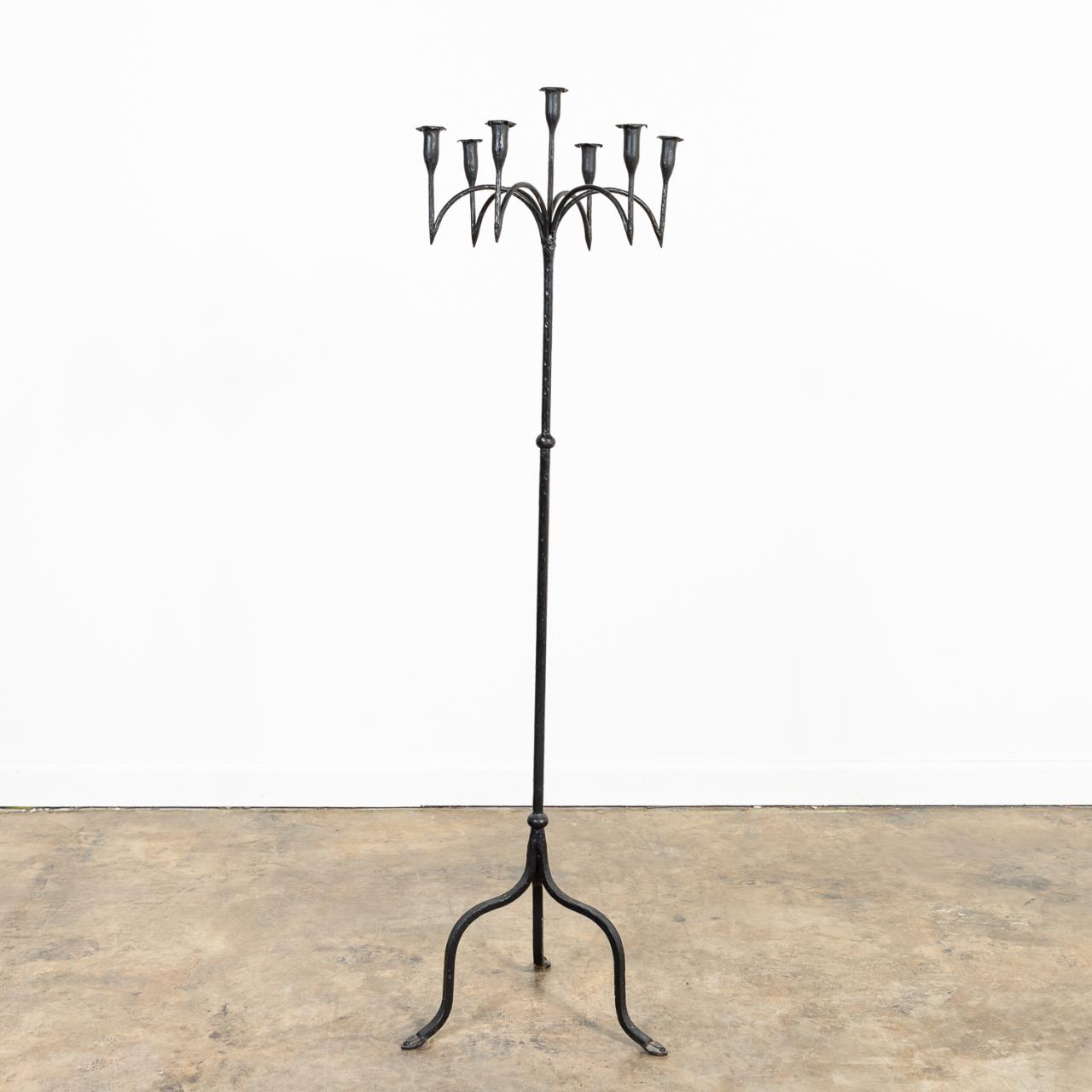 MEDIEVAL-STYLE SEVEN-LIGHT IRON