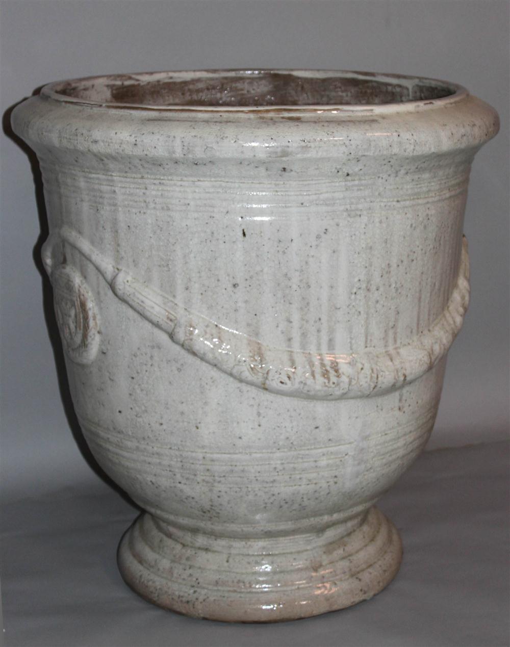 MEDIUM ANDUZE STYLE WHITE GLAZED