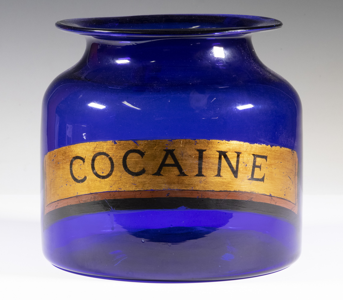 MEDIUM BLUE GLASS APOTHECARY JAR