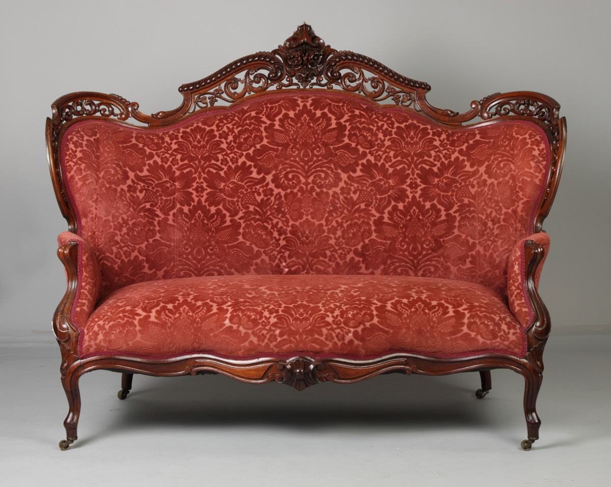 Meeks Stanton Hall Pattern Settee