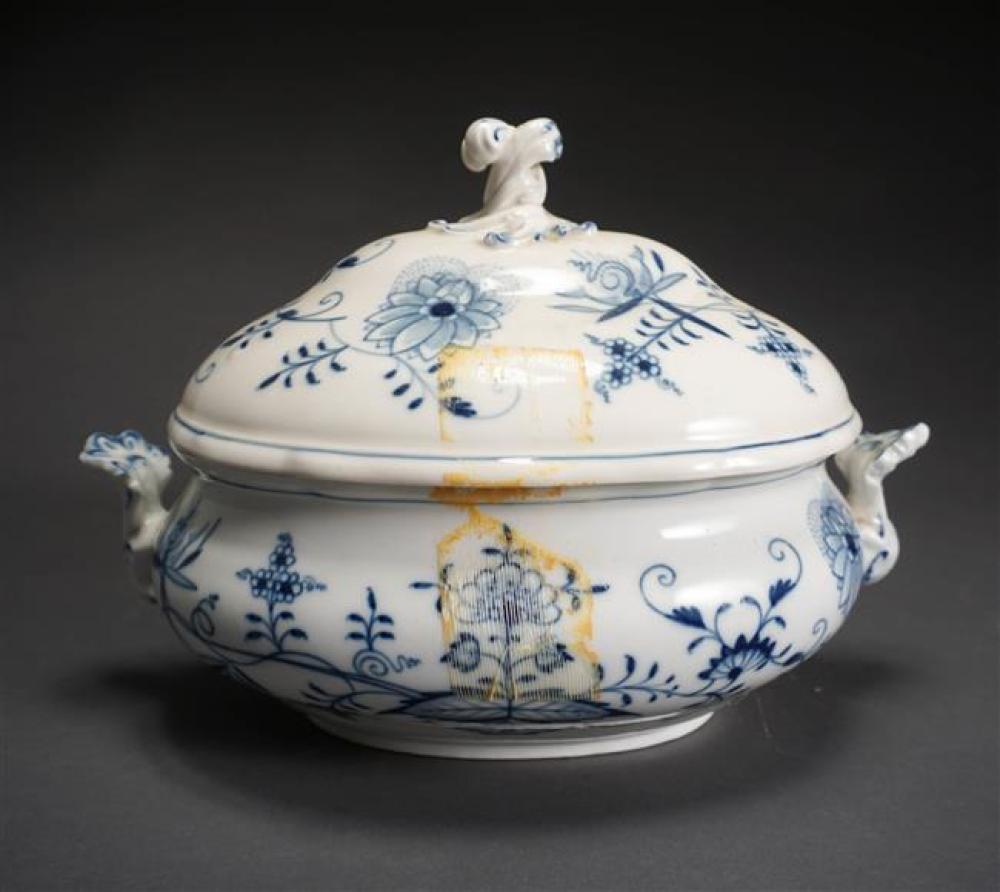 MEISSEN BLUE ONION PATTERN