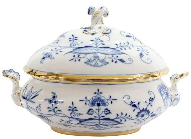 MEISSEN GILT BLUE ONION PORCELAIN