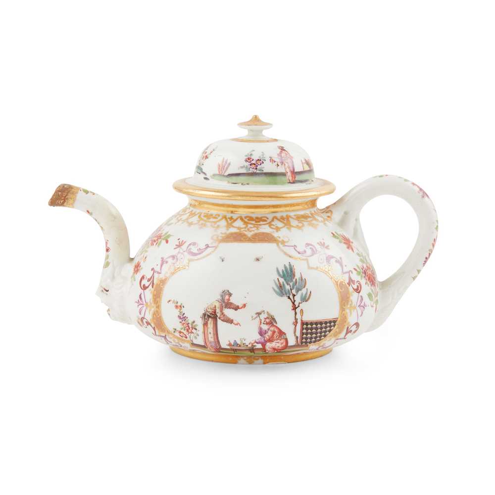 MEISSEN KPM TEAPOT CIRCA 1730 of