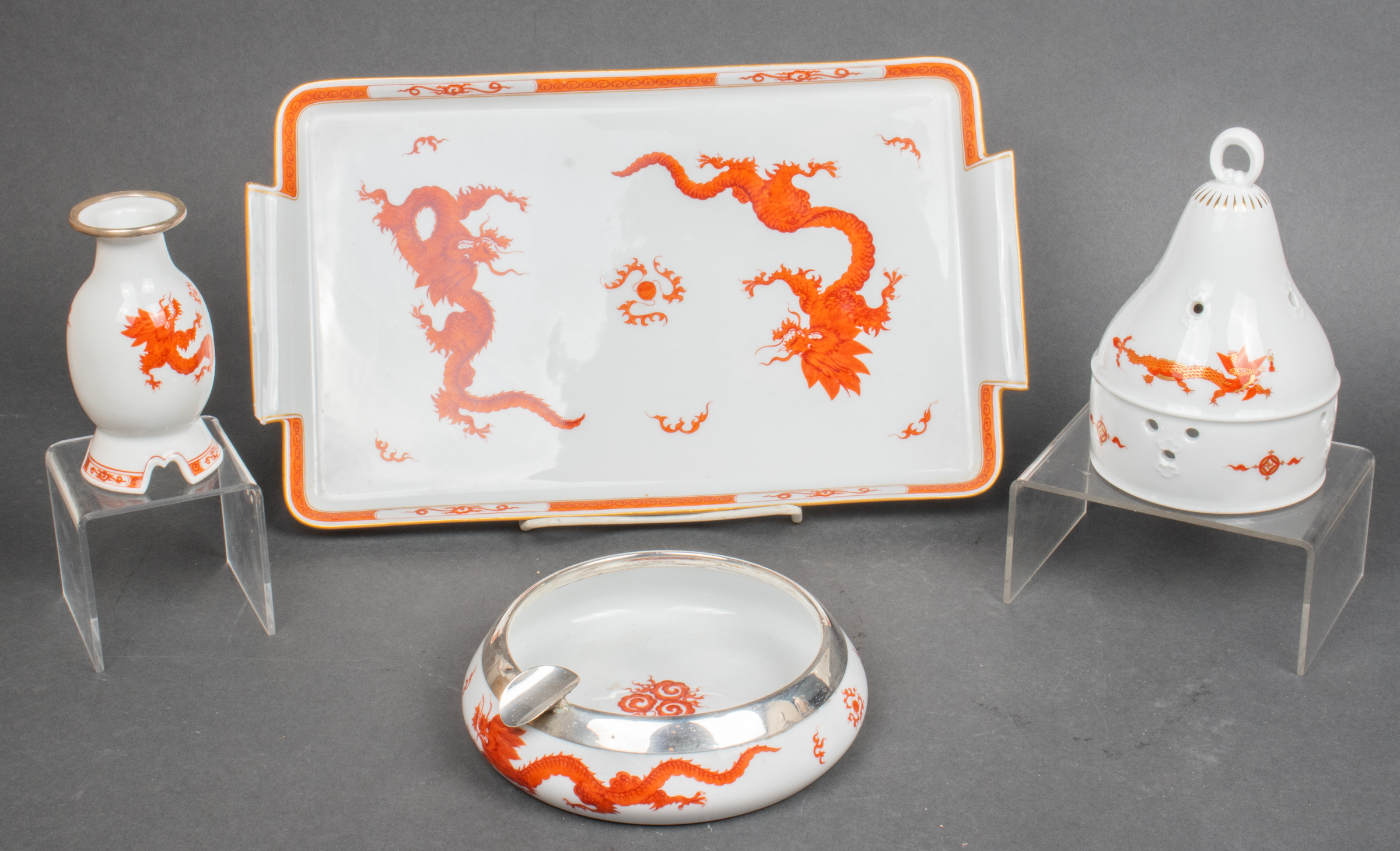 MEISSEN MING DRAGON PORCELAIN TABLE