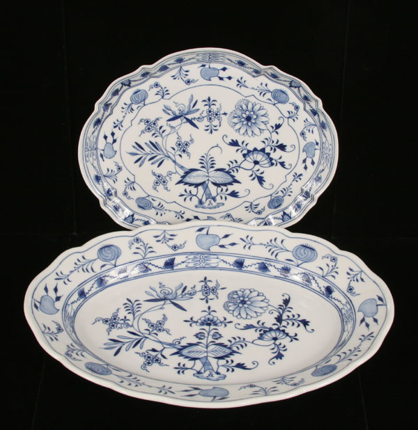 Meissen porcelain blue onion tray