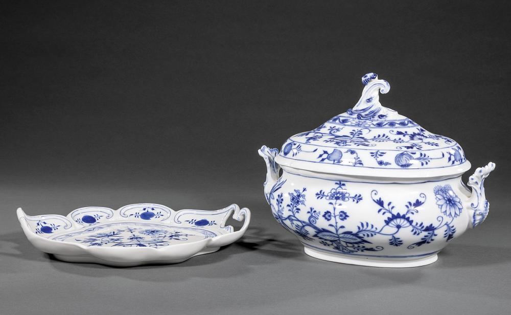 MEISSEN PORCELAIN "BLUE ONION"
