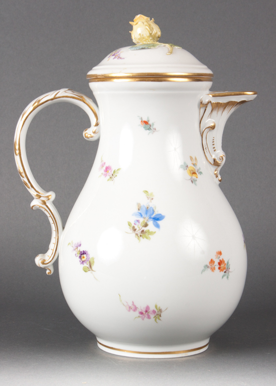 Meissen porcelain chocolate pot