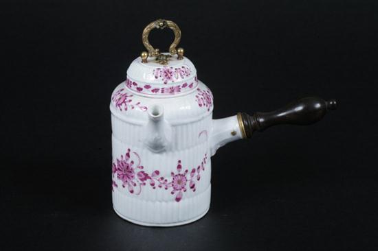 MEISSEN PORCELAIN CHOCOLATE POT.