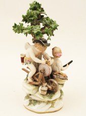 MEISSEN PORCELAIN FIGURAL GROU