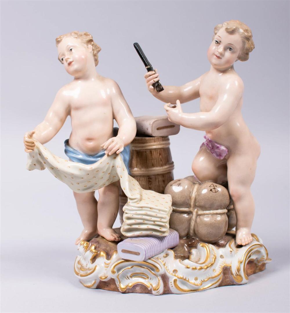MEISSEN PORCELAIN FIGURE GROUP OF