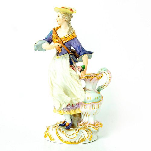 MEISSEN PORCELAIN FIGURINE, DANCING