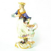 MEISSEN PORCELAIN FIGURINE, DA