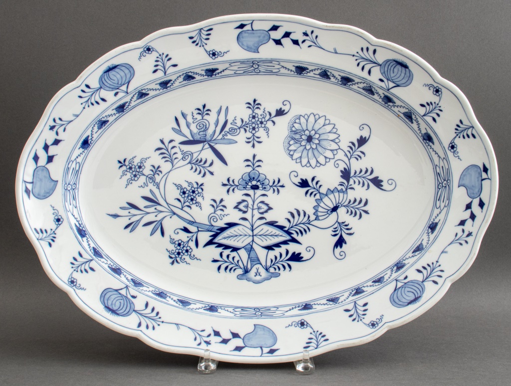 MEISSEN PORCELAIN LARGE BLUE