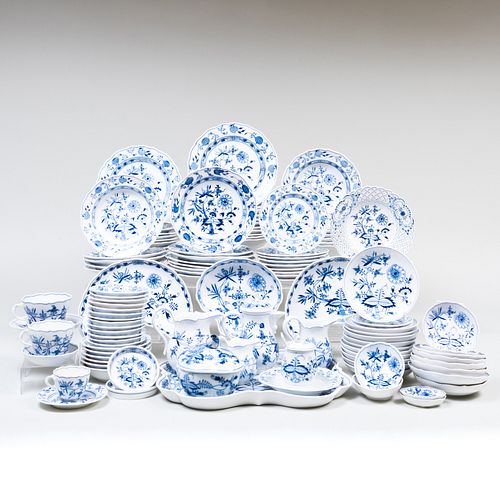 MEISSEN PORCELAIN SERVICE IN THE