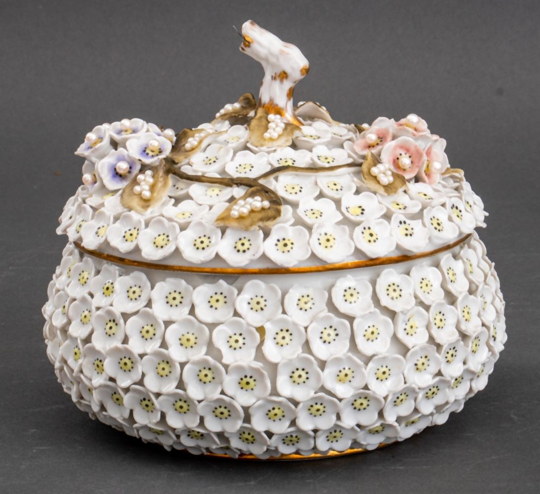 MEISSEN PORCELAIN STYLE