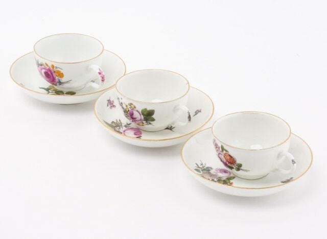 MEISSEN PORCELAIN TEA CUPS &