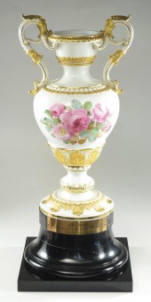 MEISSEN PORCELAIN TROPHY VASE