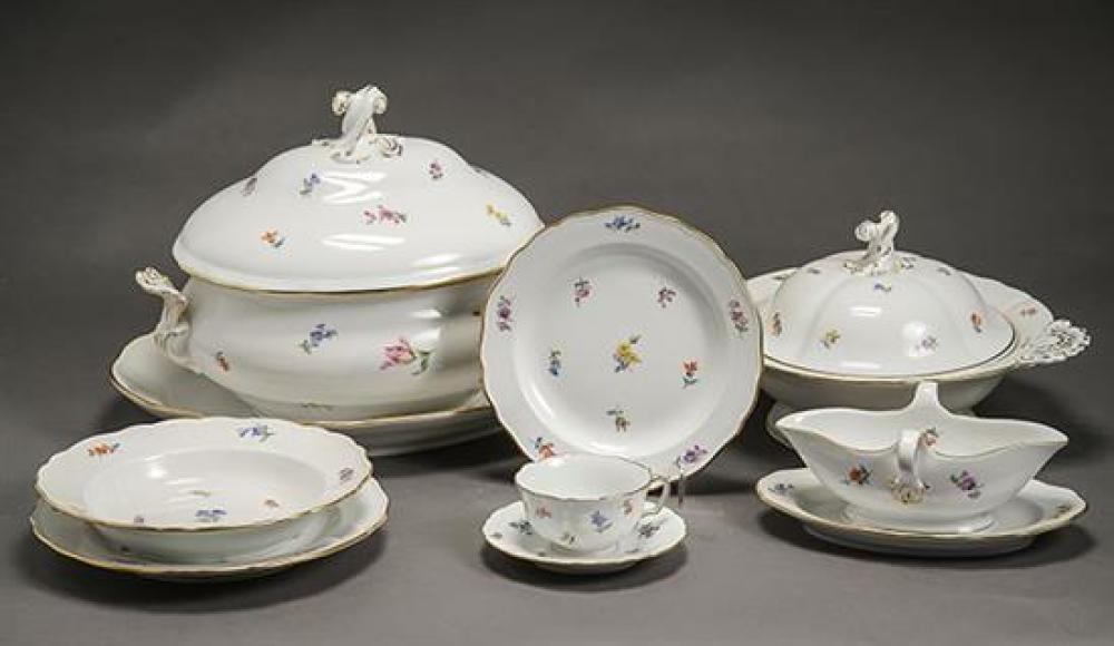 MEISSEN 'STREUBLUMEN' DINNER