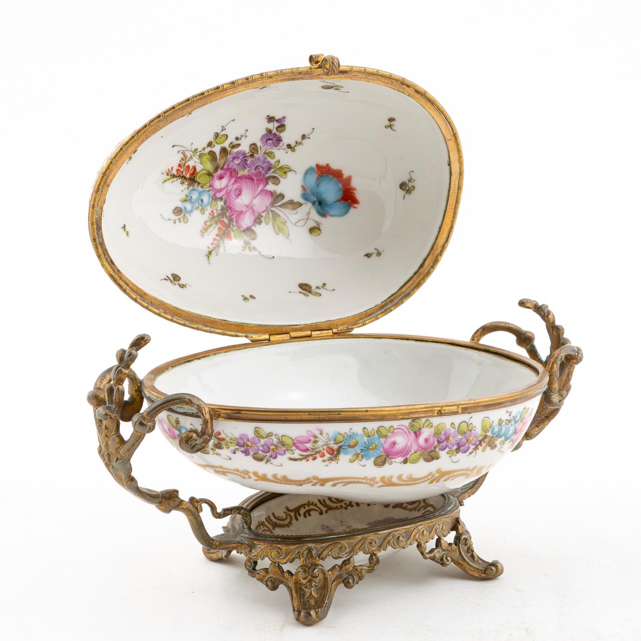 MEISSEN STYLE EGG FORM PORCELAIN