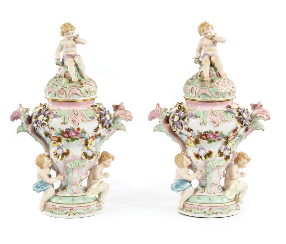 MEISSEN-STYLE FIGURAL PORCELAIN