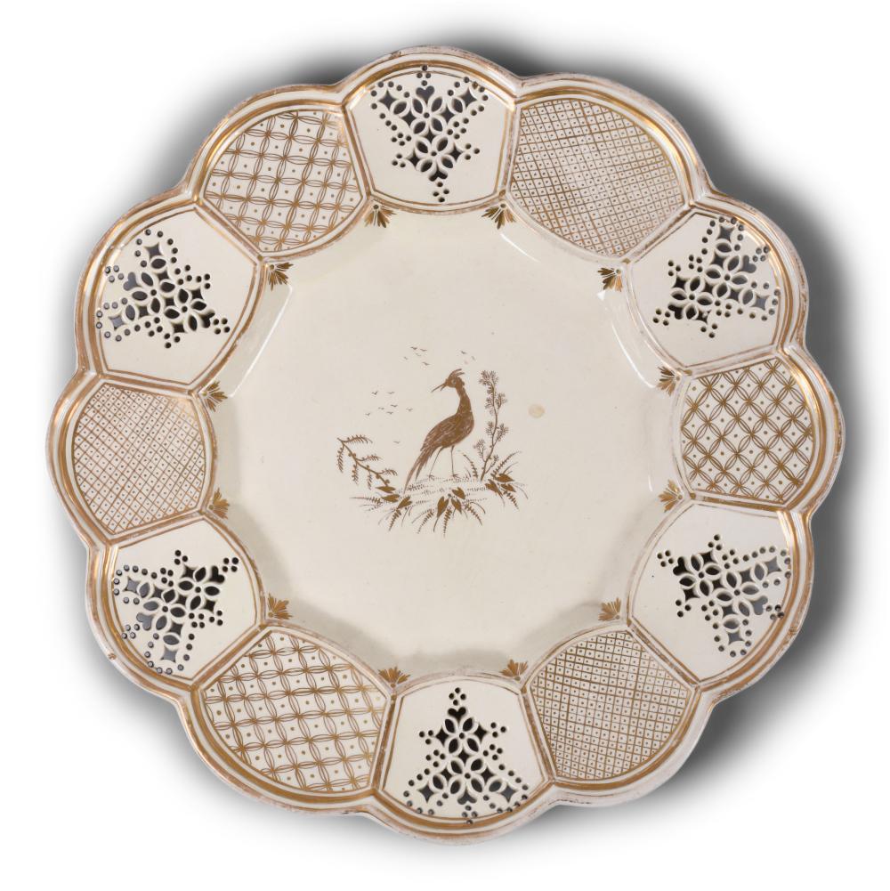 MELBOURNE-TYPE CREAMWARE