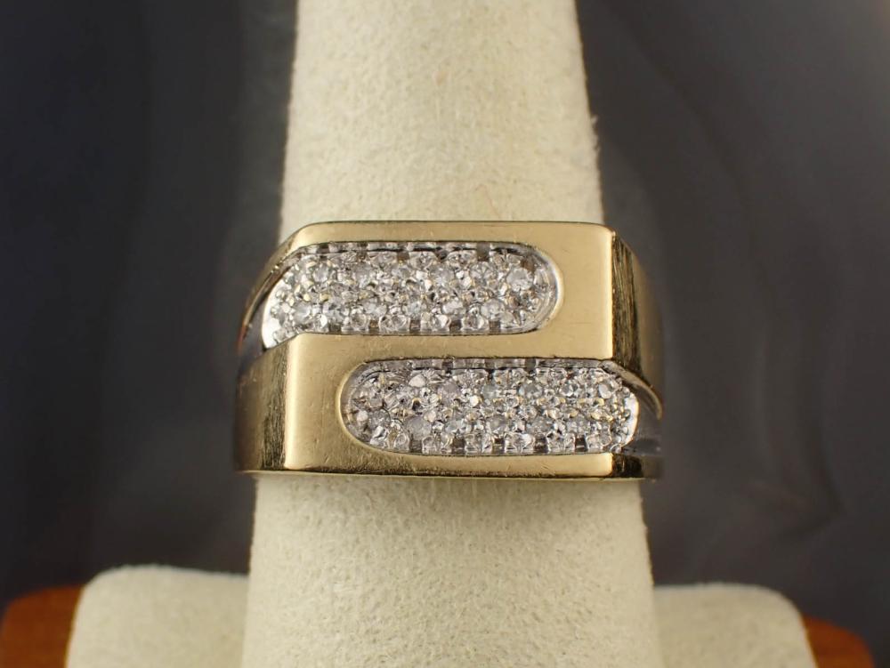 MEN'S DIAMOND AND FOURTEEN KARAT