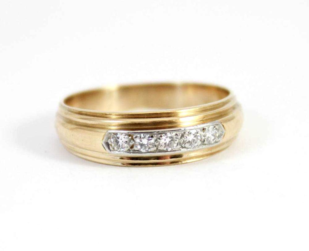 MEN'S DIAMOND, FOURTEEN KARAT