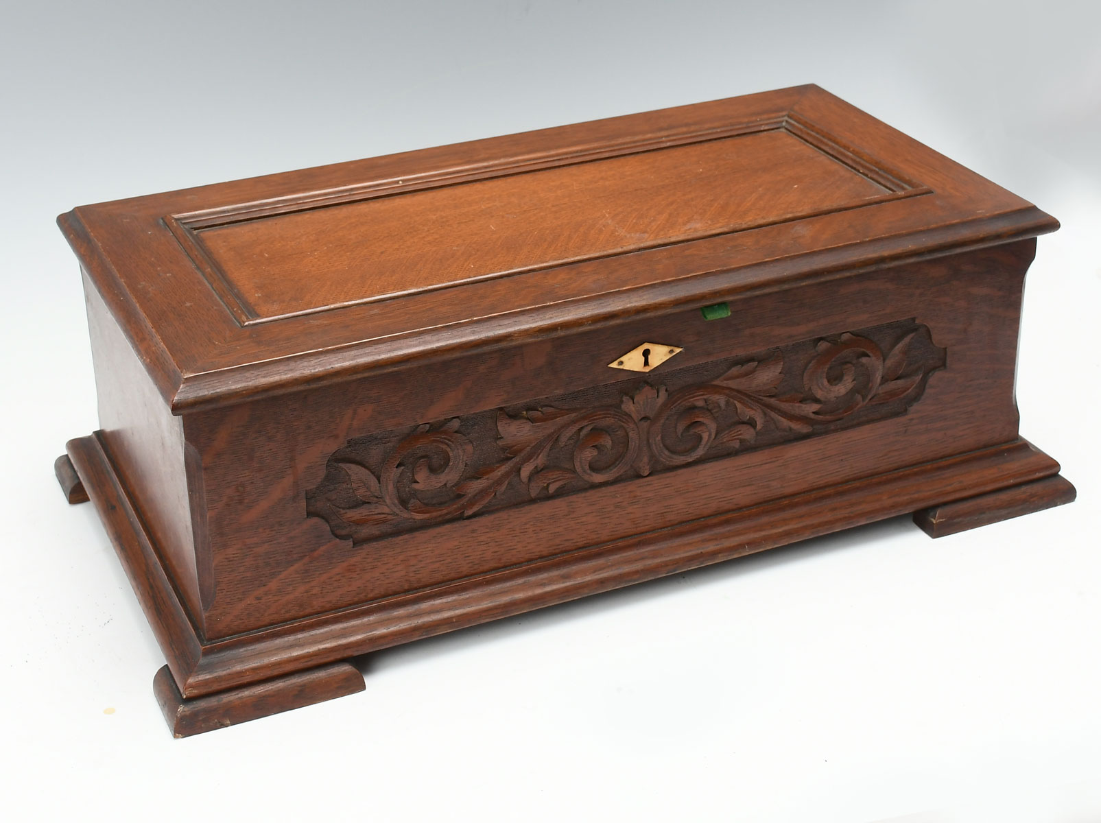 MERMOD MUSIC BOX W/ HARP