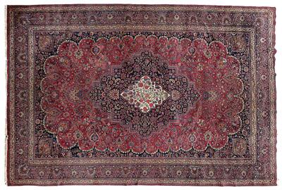 Meshad rug, floral central
