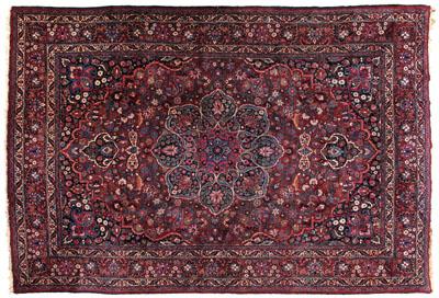 Meshad rug, large central medallion