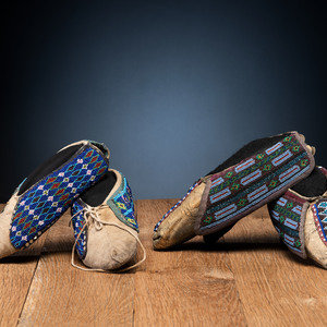 Mesquakie Beaded Hide Moccasins