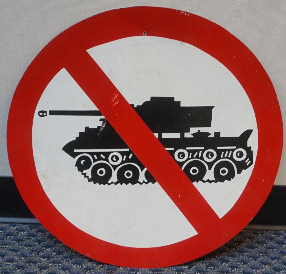 METAL ANTI-WAR SIGN, D: 19 1/2