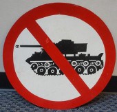 METAL ANTI-WAR SIGN, D: 19 1/2