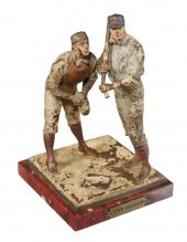 METAL BASEBALL PLAYERS STATUE,